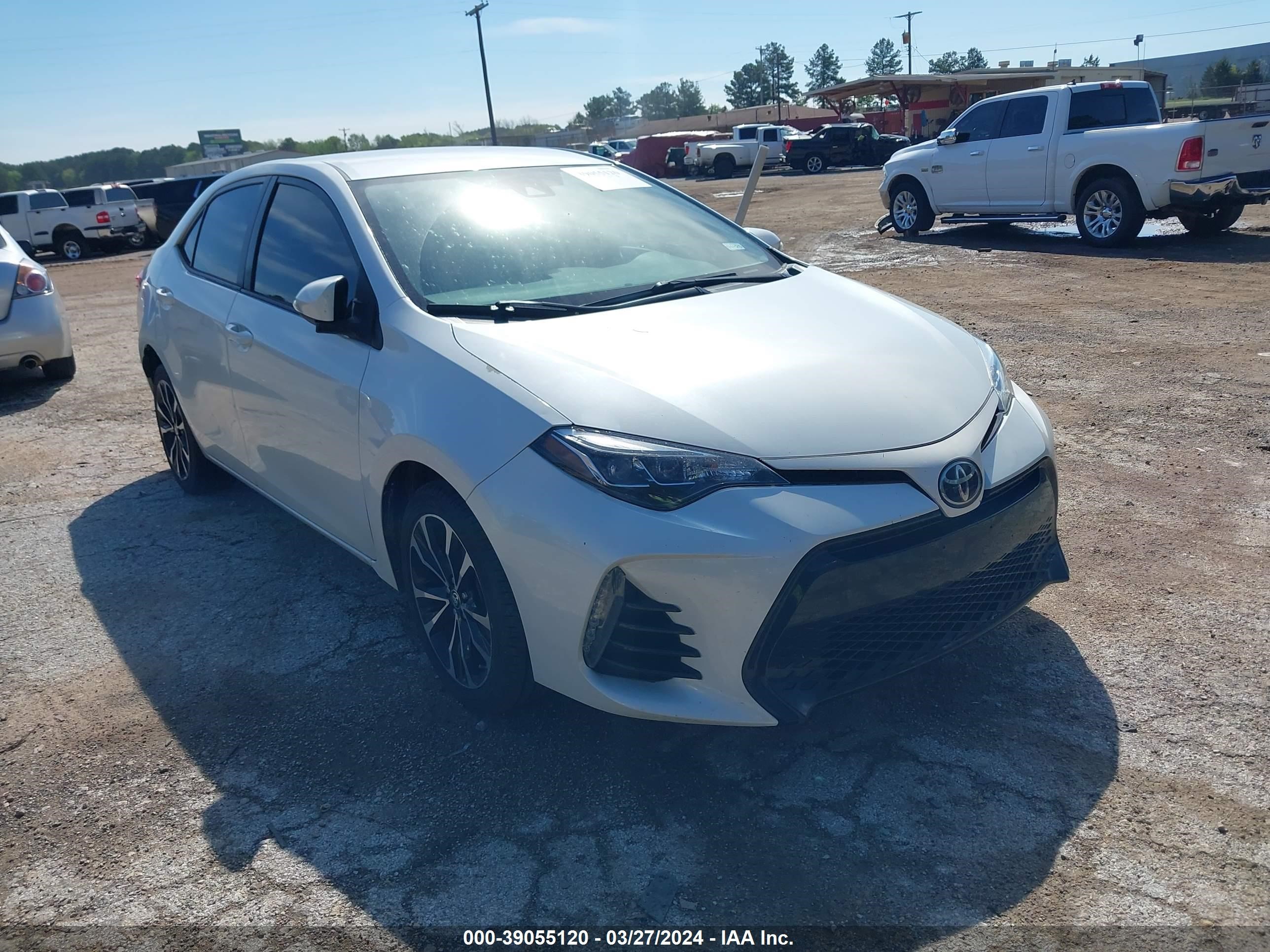 TOYOTA COROLLA 2017 5yfburhe5hp591347