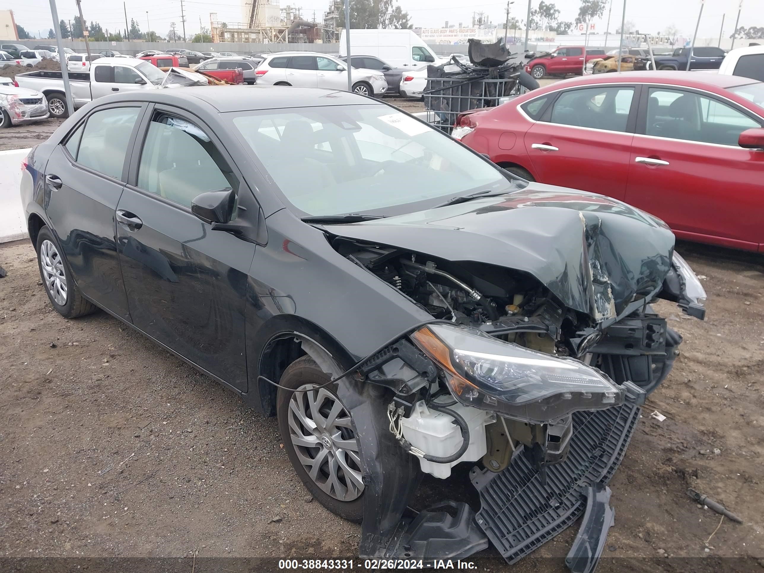 TOYOTA COROLLA 2017 5yfburhe5hp668072