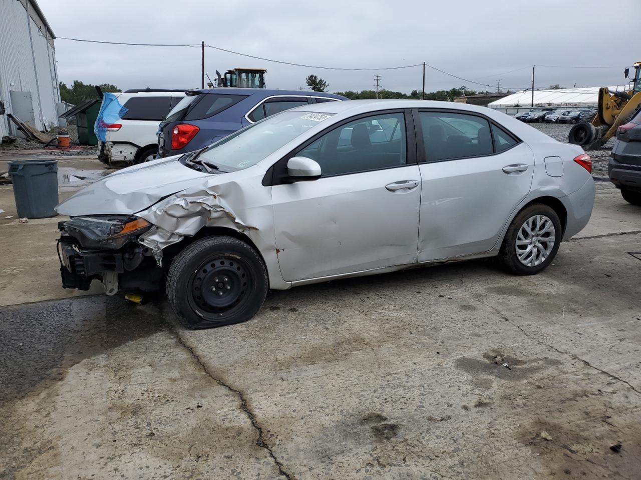 TOYOTA COROLLA 2018 5yfburhe5jp751300