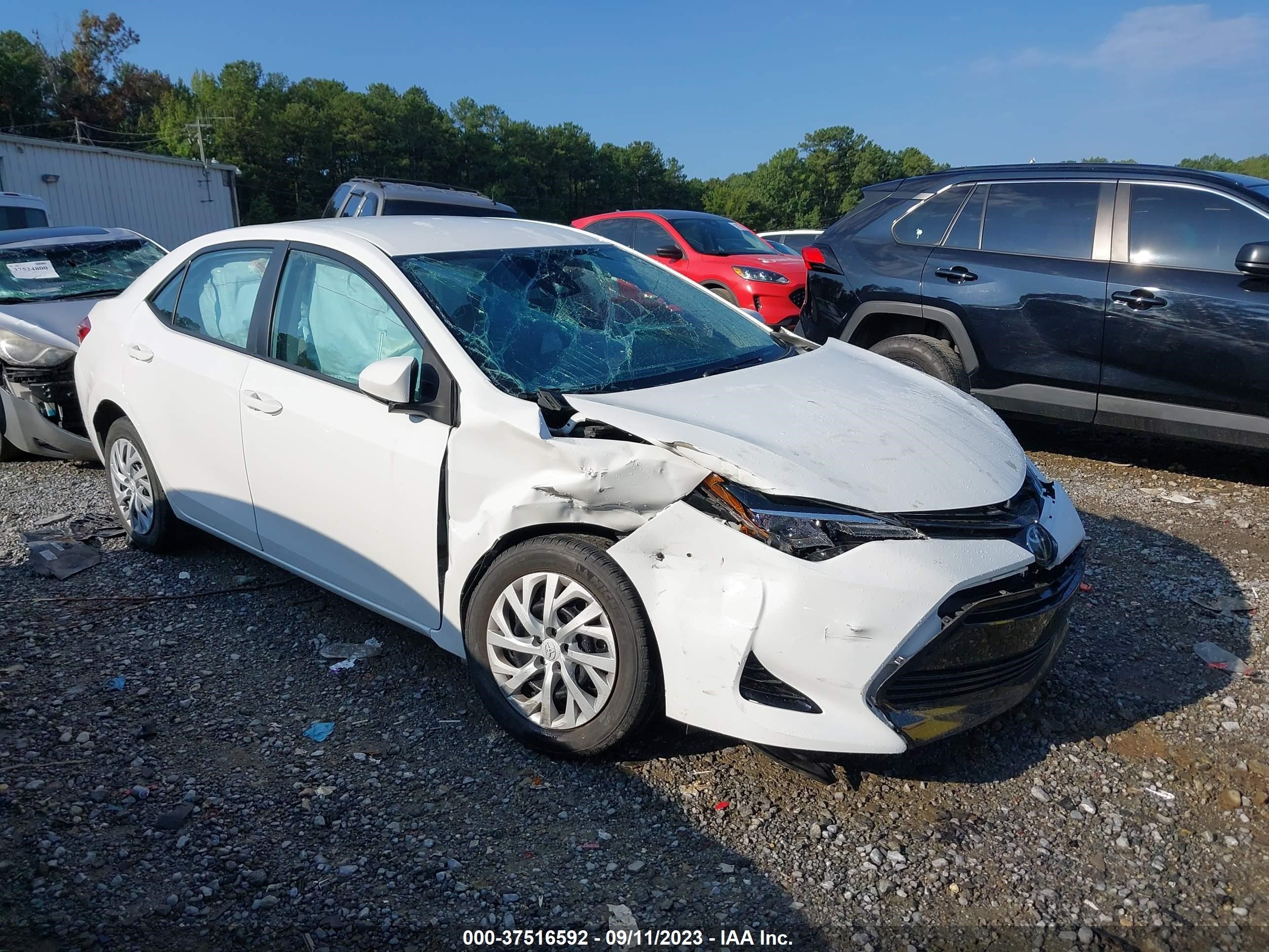 TOYOTA COROLLA 2018 5yfburhe5jp774091