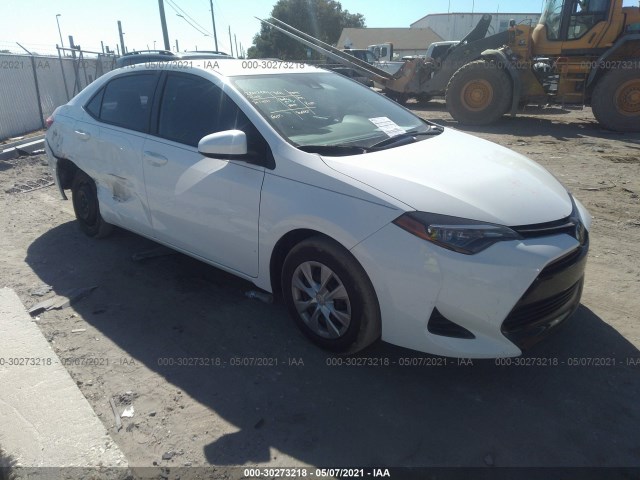 TOYOTA COROLLA 2018 5yfburhe5jp825606