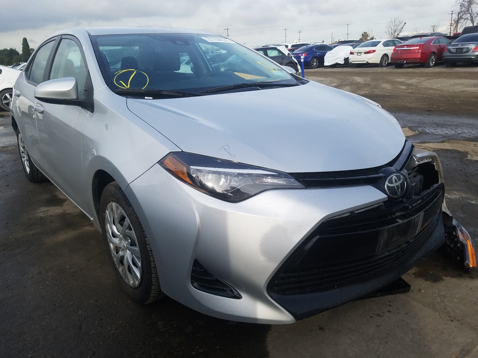 TOYOTA COROLLA L 2018 5yfburhe5jp830126