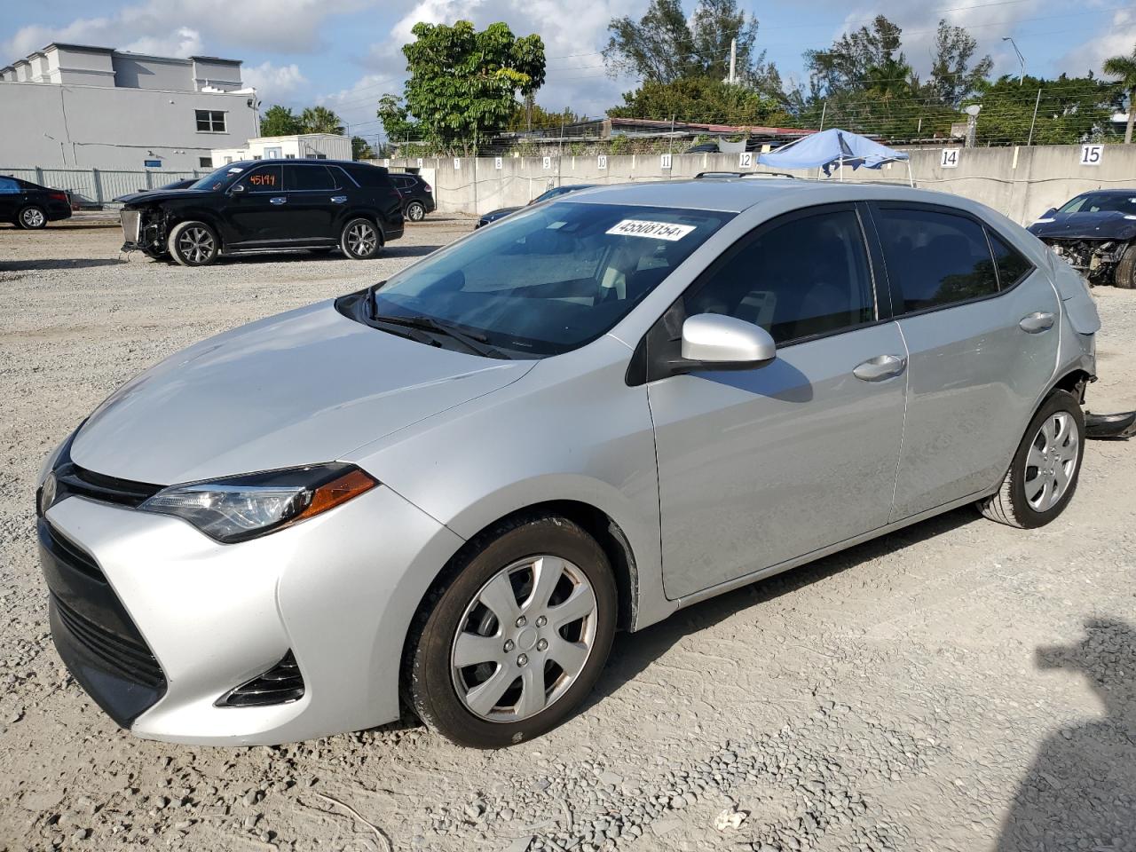 TOYOTA COROLLA 2018 5yfburhe5jp850389