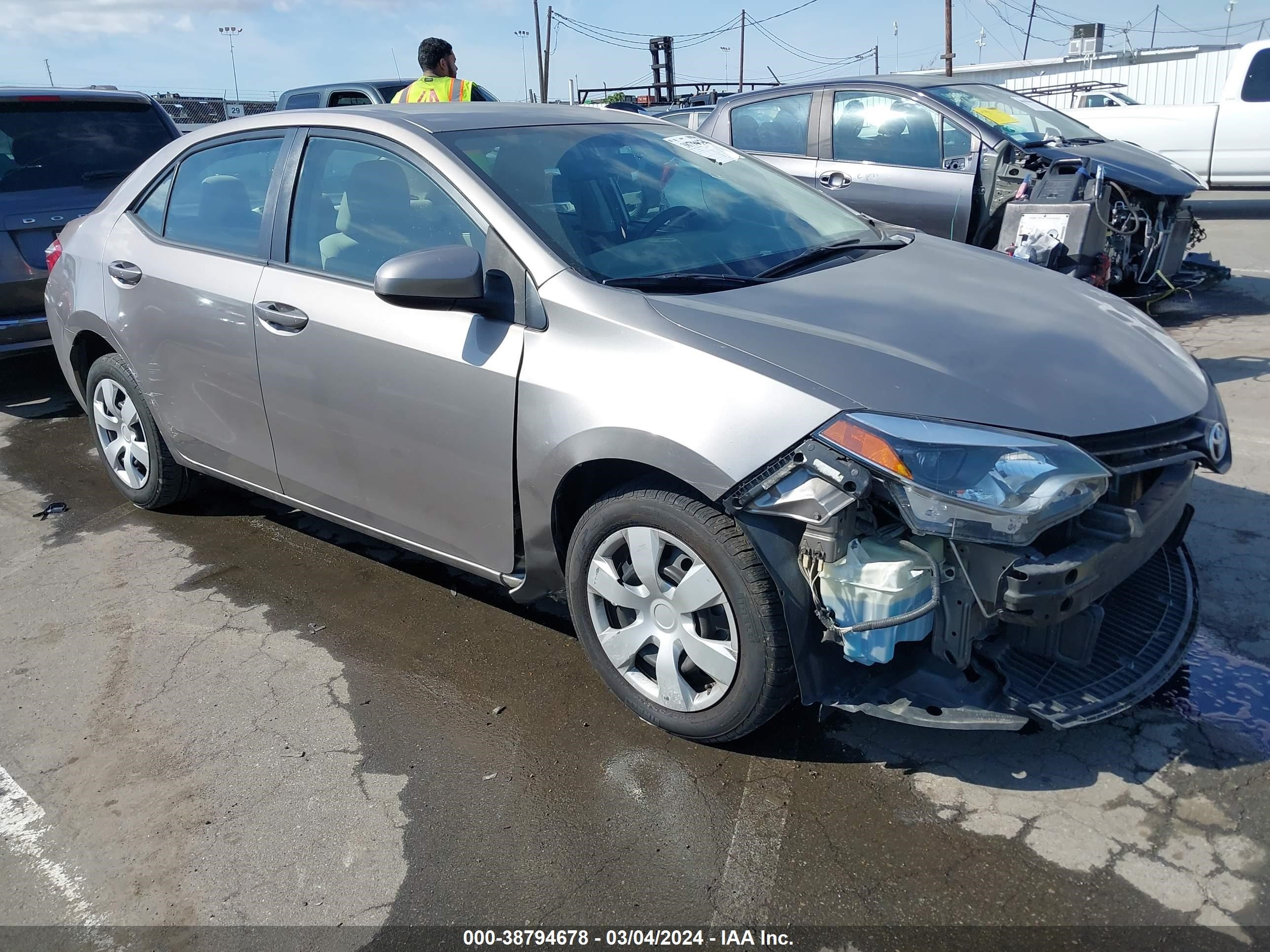 TOYOTA COROLLA 2014 5yfburhe6ep064526