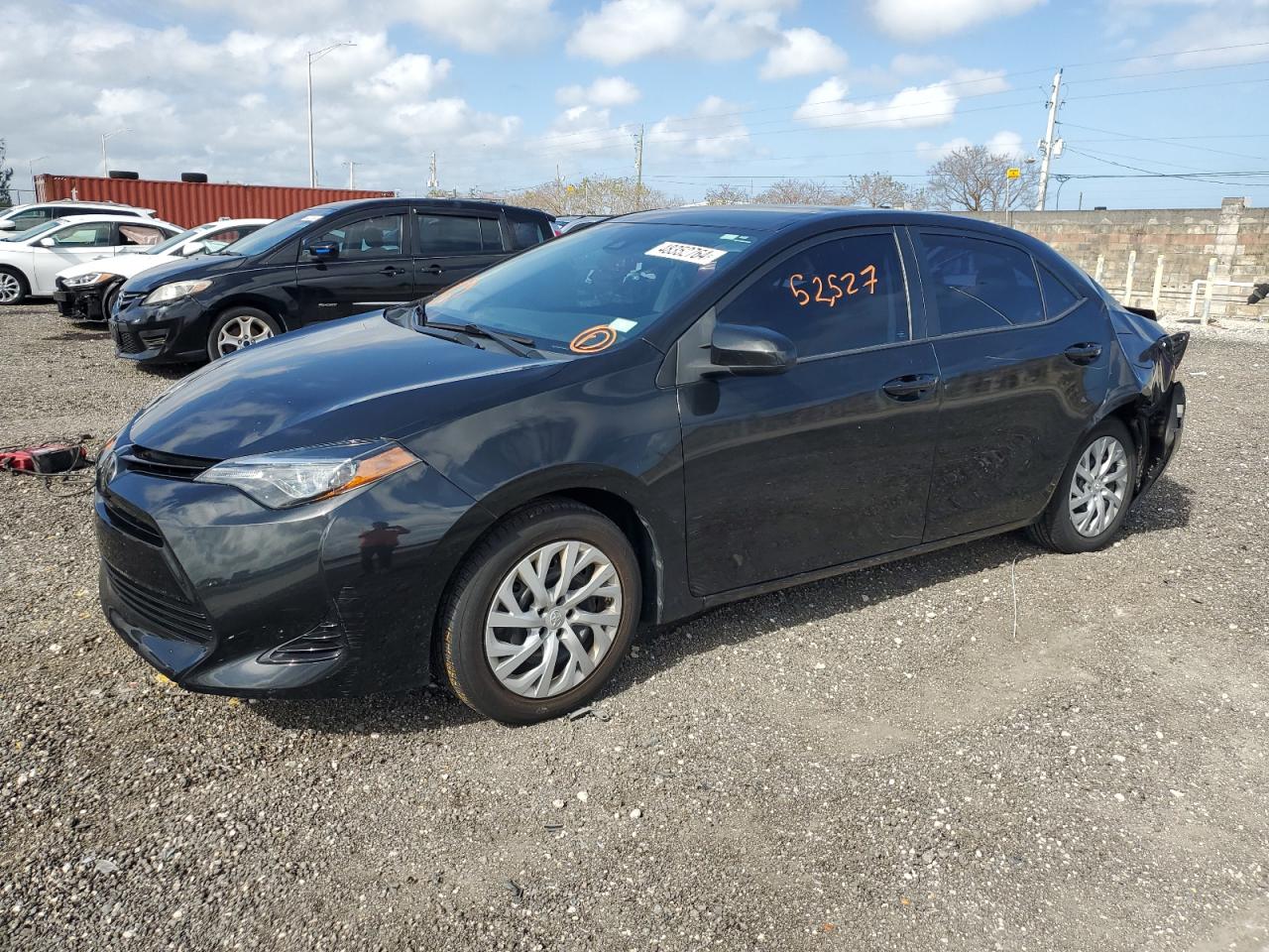 TOYOTA COROLLA 2018 5yfburhe6jp806465