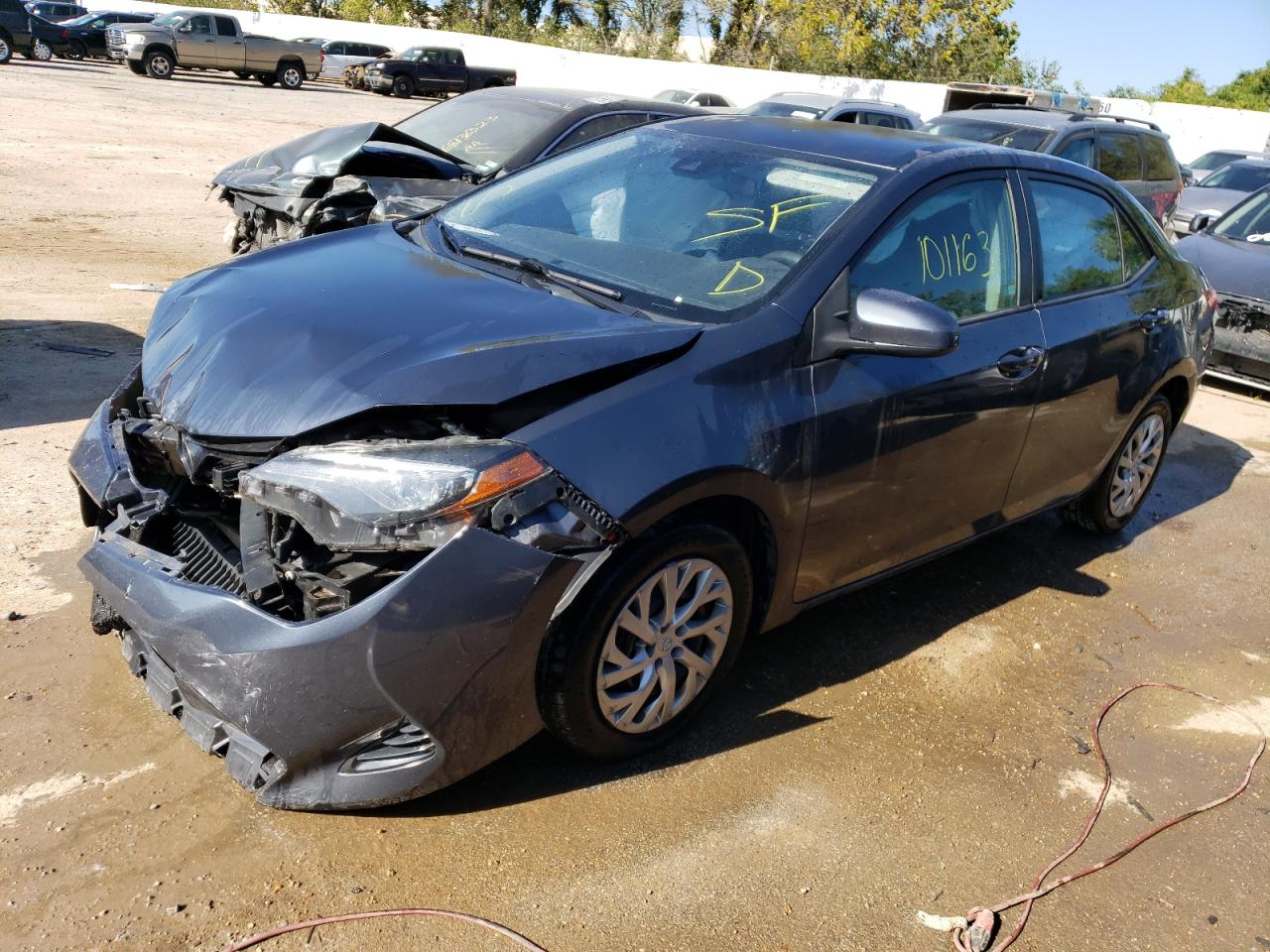 TOYOTA COROLLA 2018 5yfburhe6jp820348