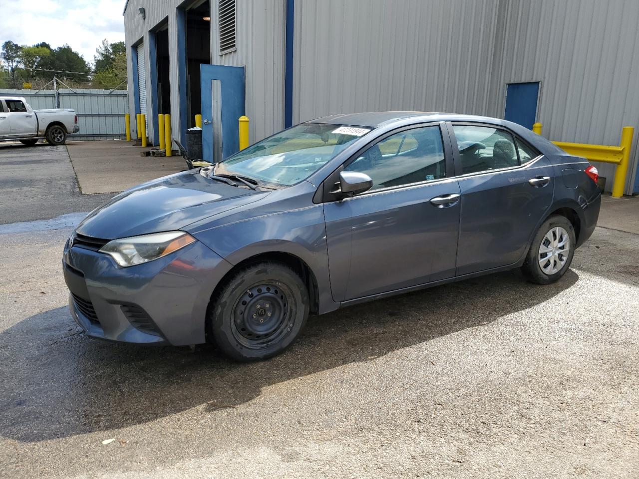 TOYOTA COROLLA 2015 5yfburhe7fp323932