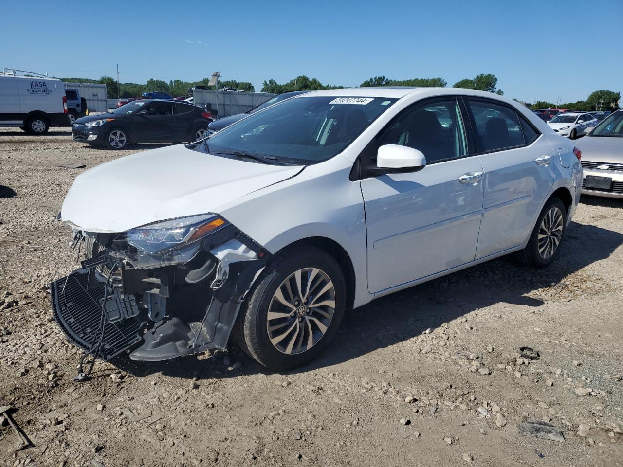 TOYOTA COROLLA 2017 5yfburhe7hp704988