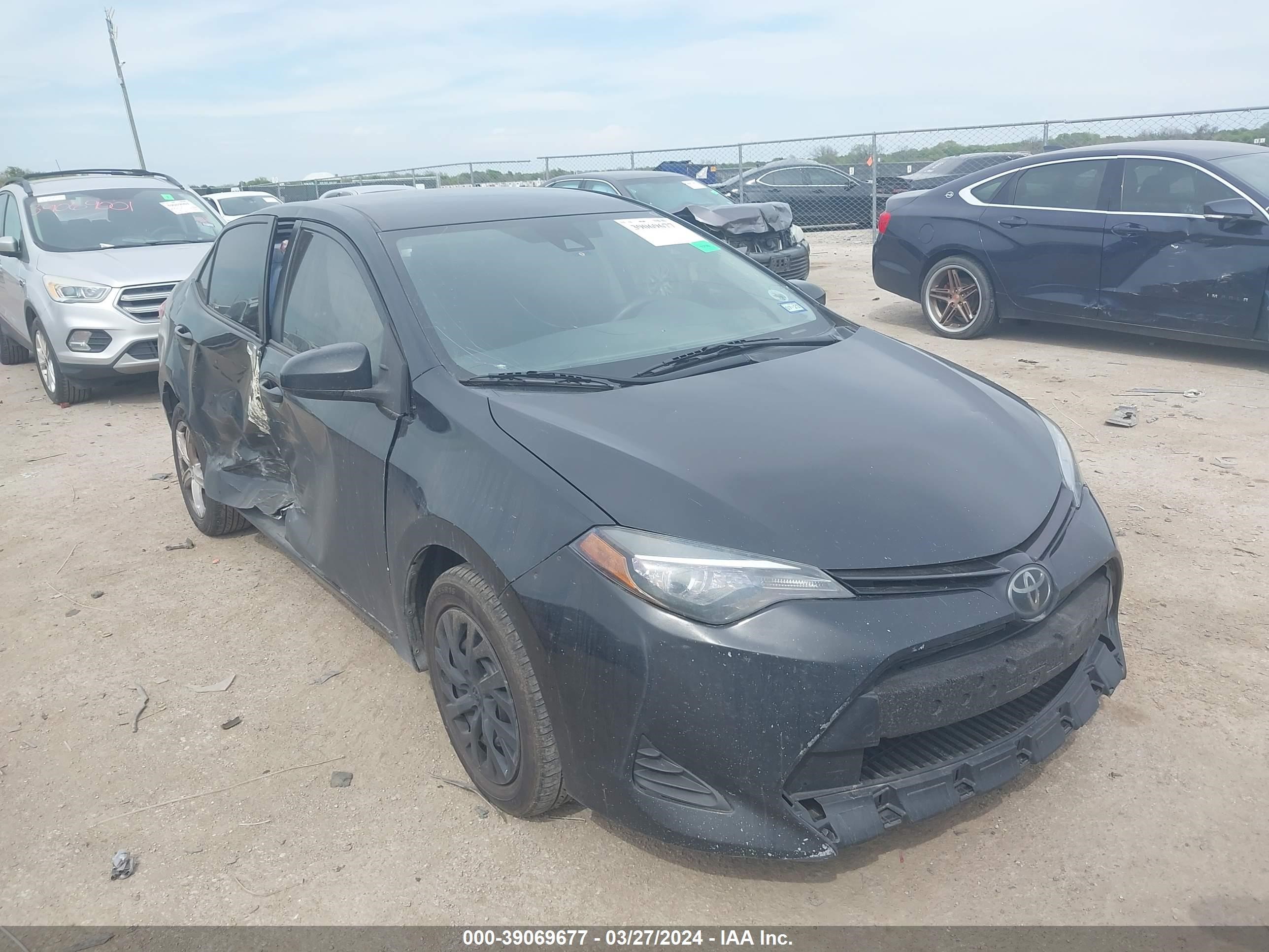 TOYOTA COROLLA 2018 5yfburhe7jp755395