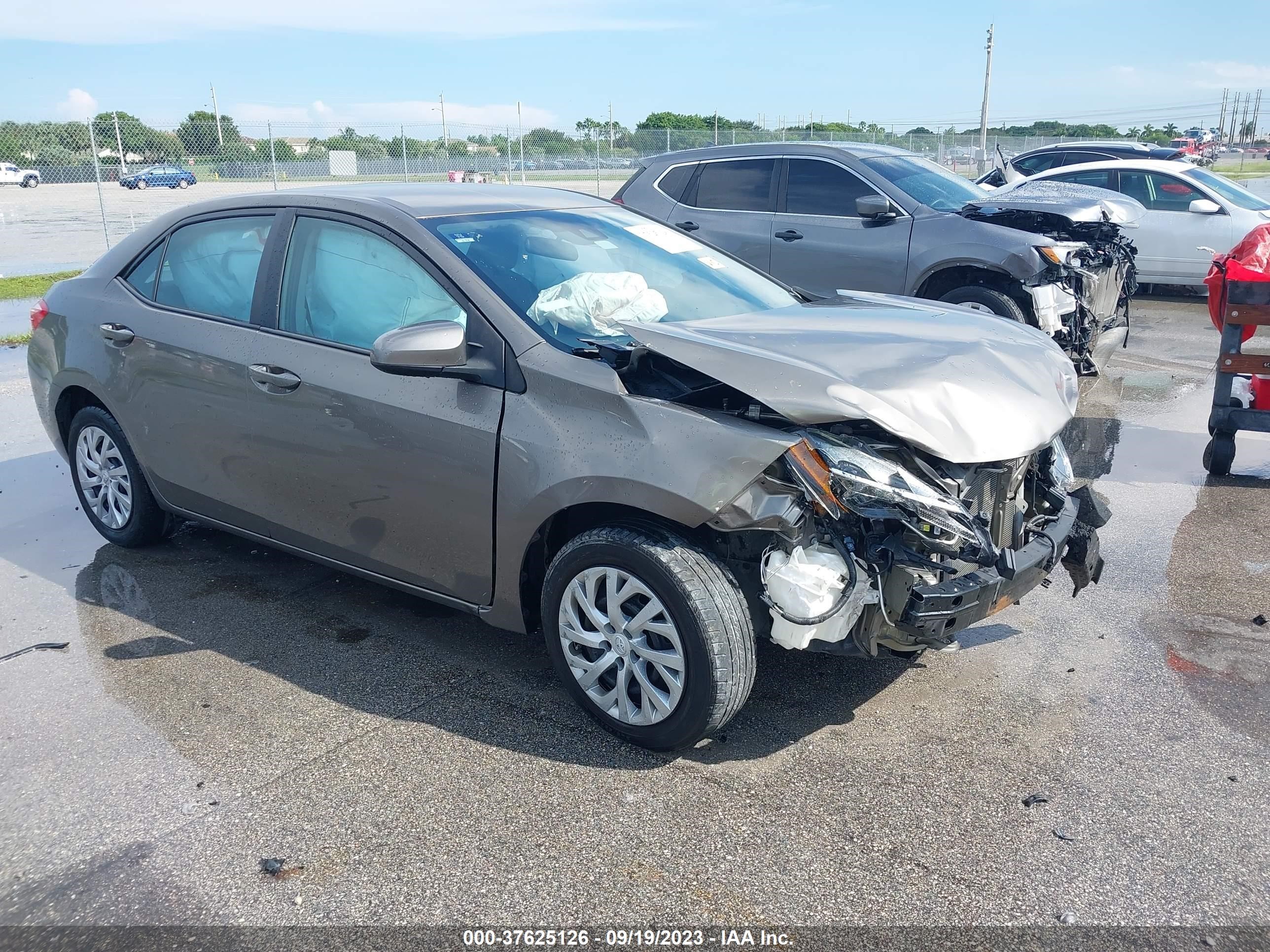 TOYOTA COROLLA 2018 5yfburhe7jp821301