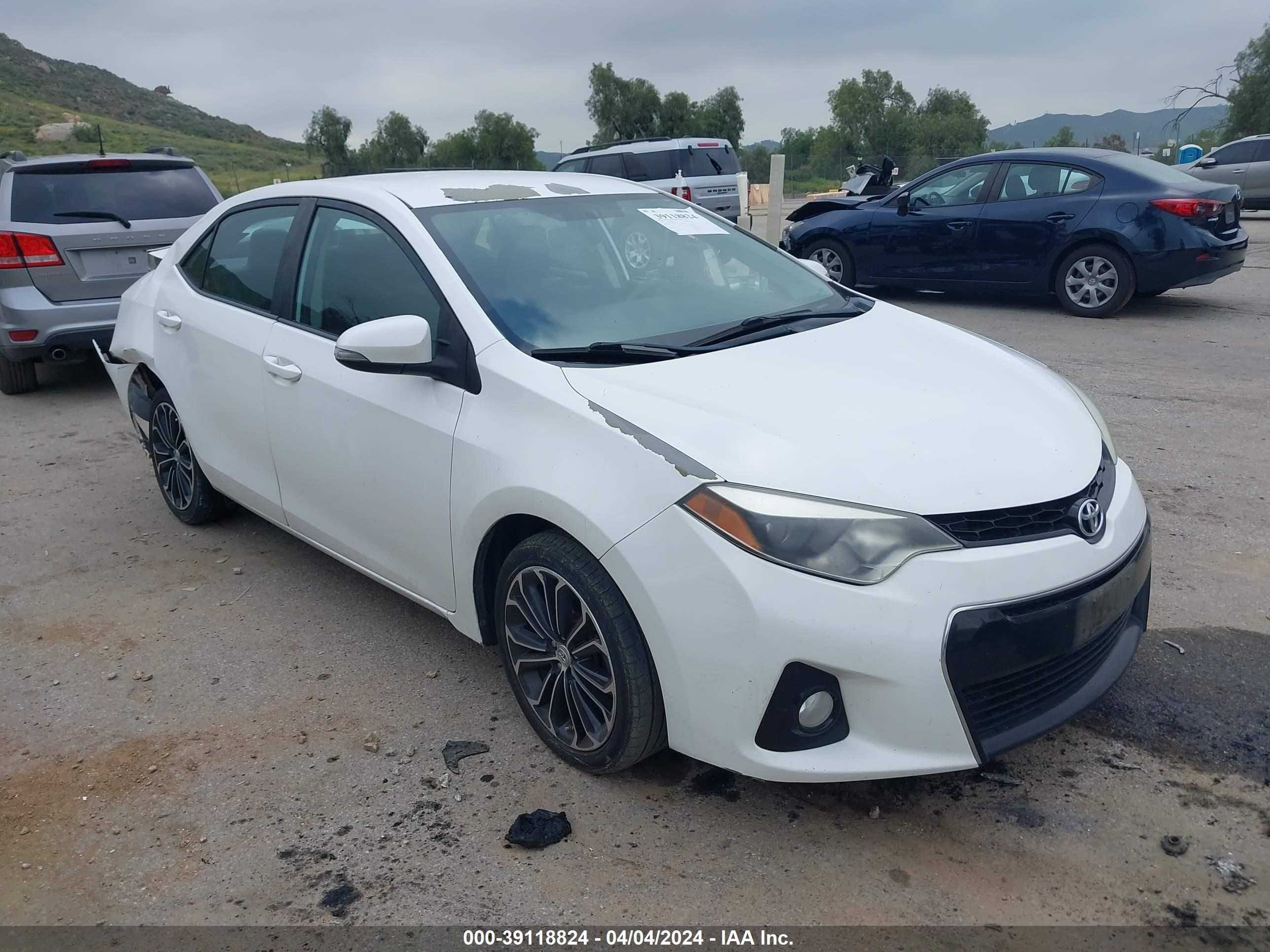 TOYOTA COROLLA 2014 5yfburhe8ep160769