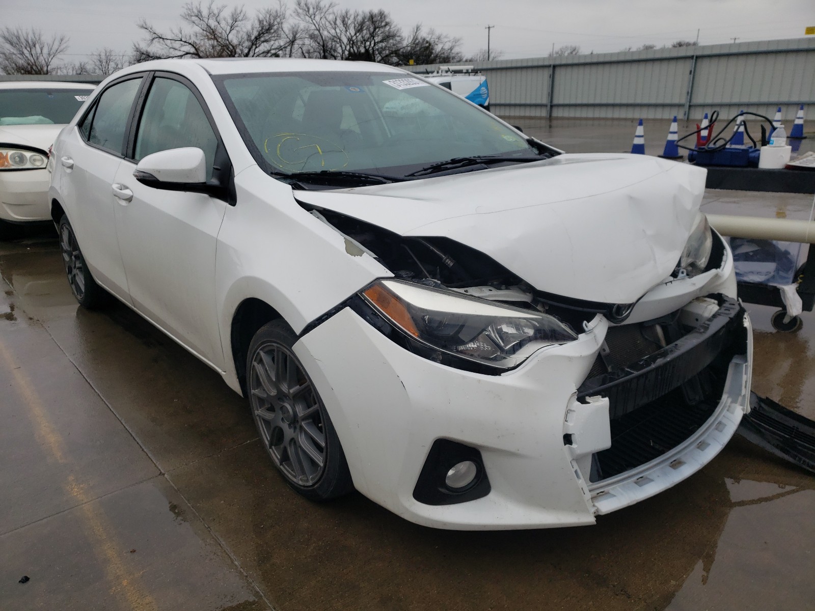 TOYOTA COROLLA L 2015 5yfburhe8fp301034