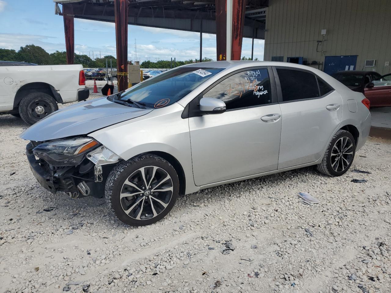 TOYOTA COROLLA 2017 5yfburhe8hp581511