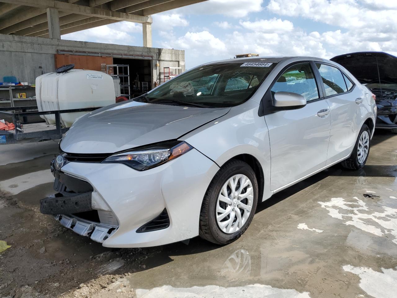 TOYOTA COROLLA 2017 5yfburhe8hp626706