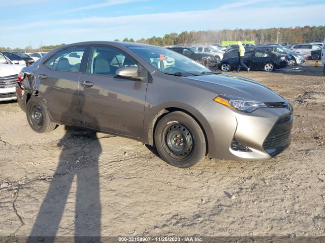 TOYOTA COROLLA 2017 5yfburhe8hp675923