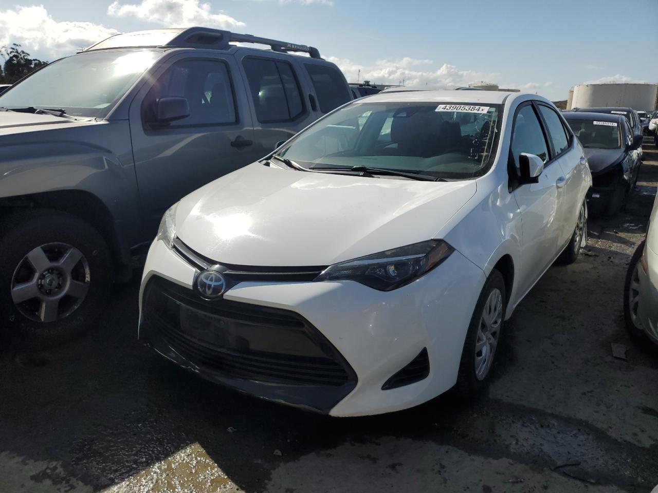 TOYOTA COROLLA 2018 5yfburhe8jp758483