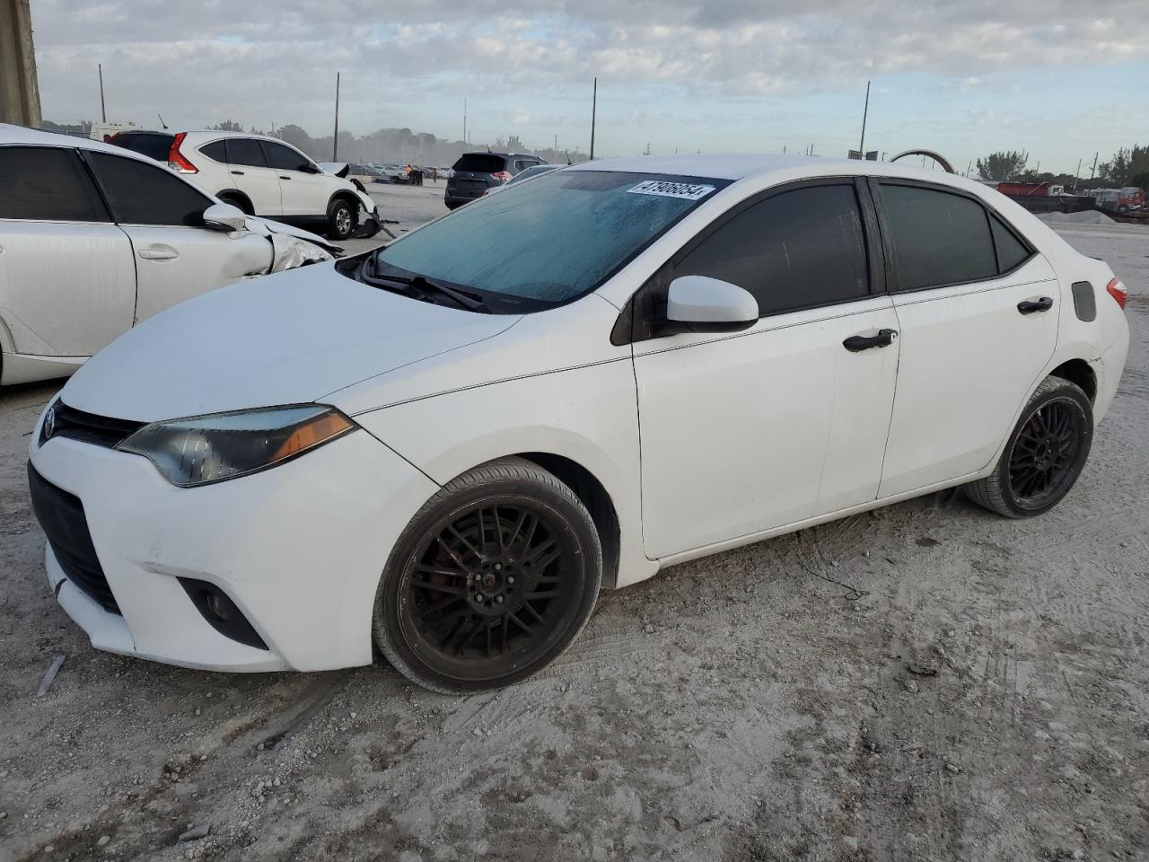 TOYOTA COROLLA 2014 5yfburhe9ep000268