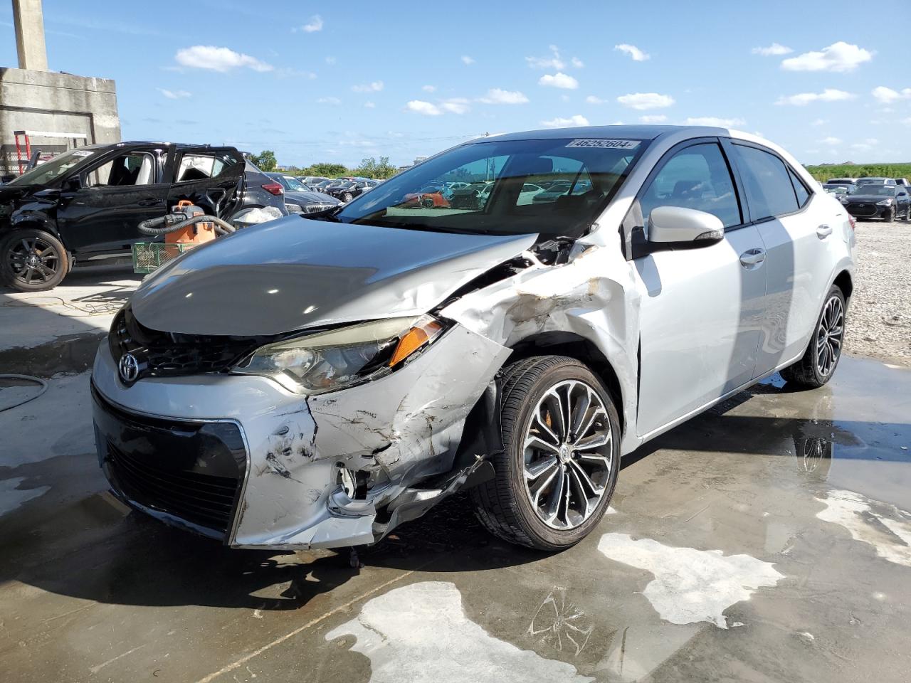 TOYOTA COROLLA 2015 5yfburhe9fp351957