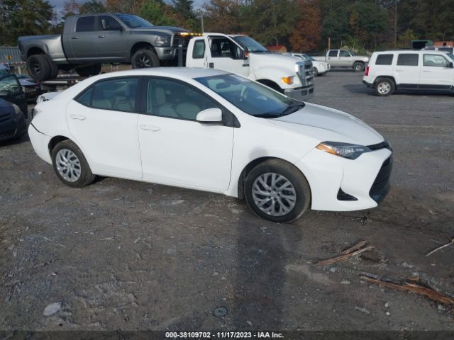 TOYOTA COROLLA 2017 5yfburhe9hp646852