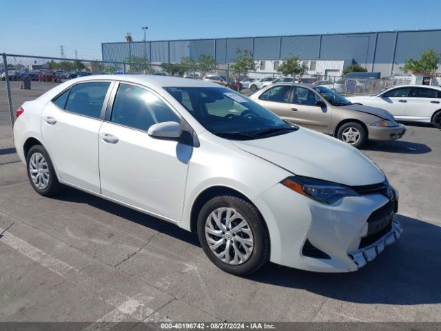 TOYOTA COROLLA 2018 5yfburhe9jp748027