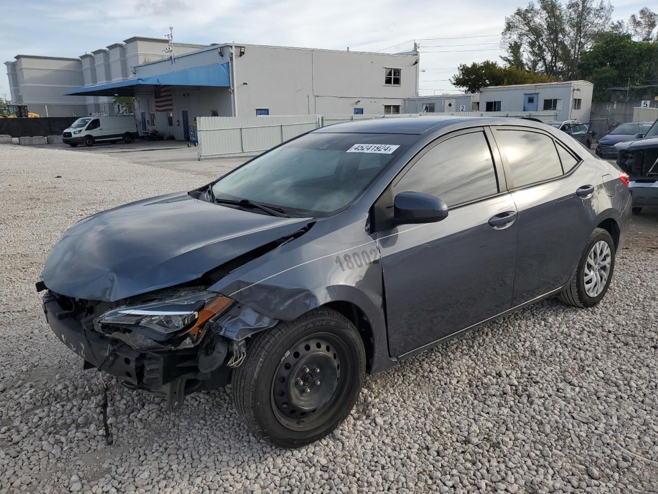 TOYOTA COROLLA 2018 5yfburhe9jp809411