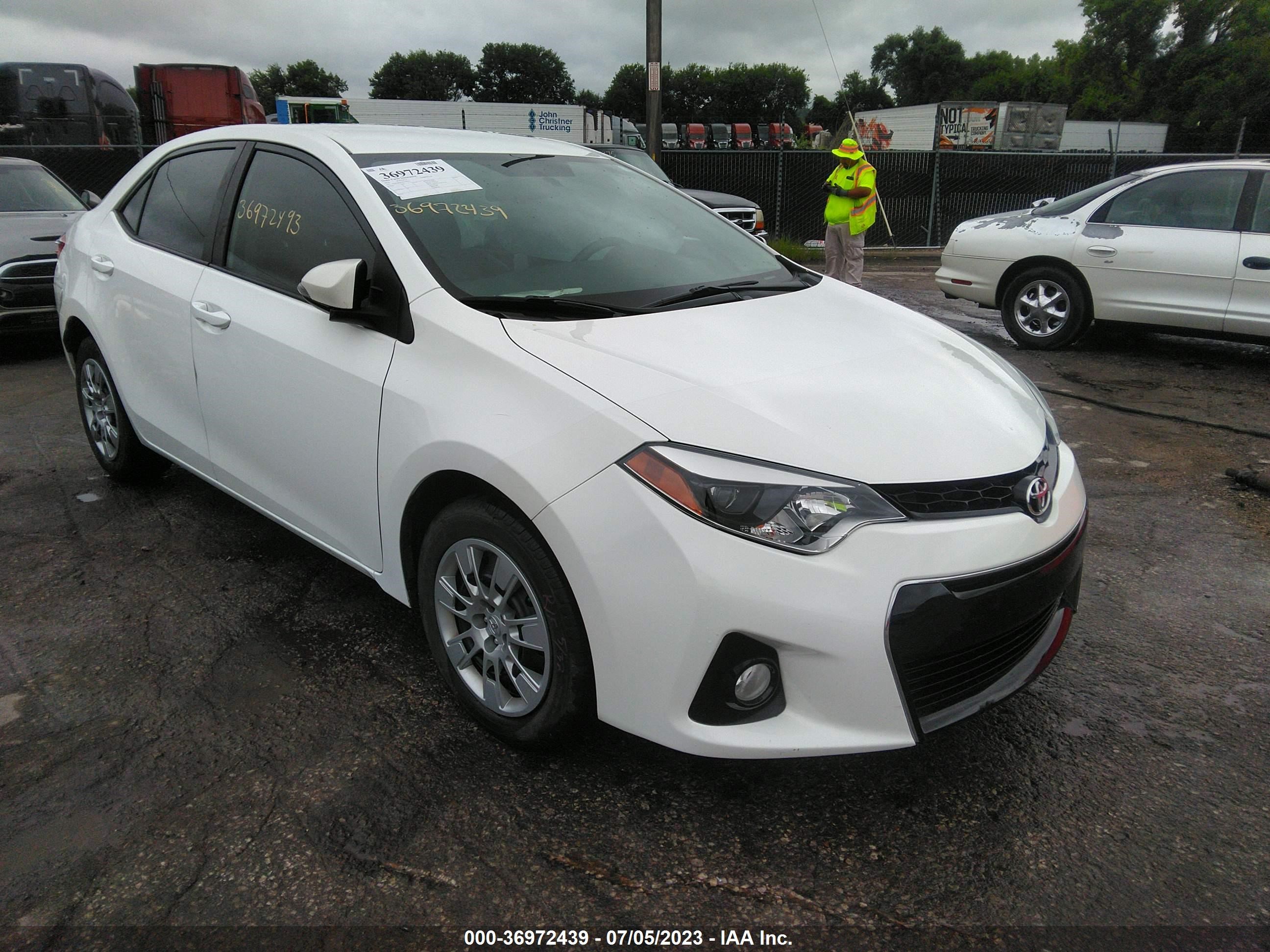 TOYOTA COROLLA 2016 5yfburhexgp406353