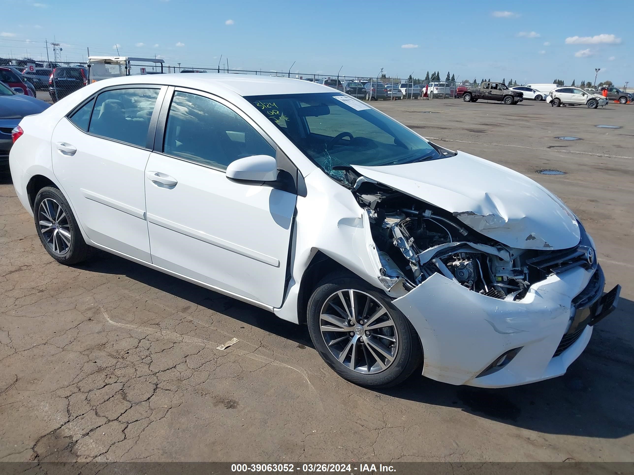 TOYOTA COROLLA 2016 5yfburhexgp411598