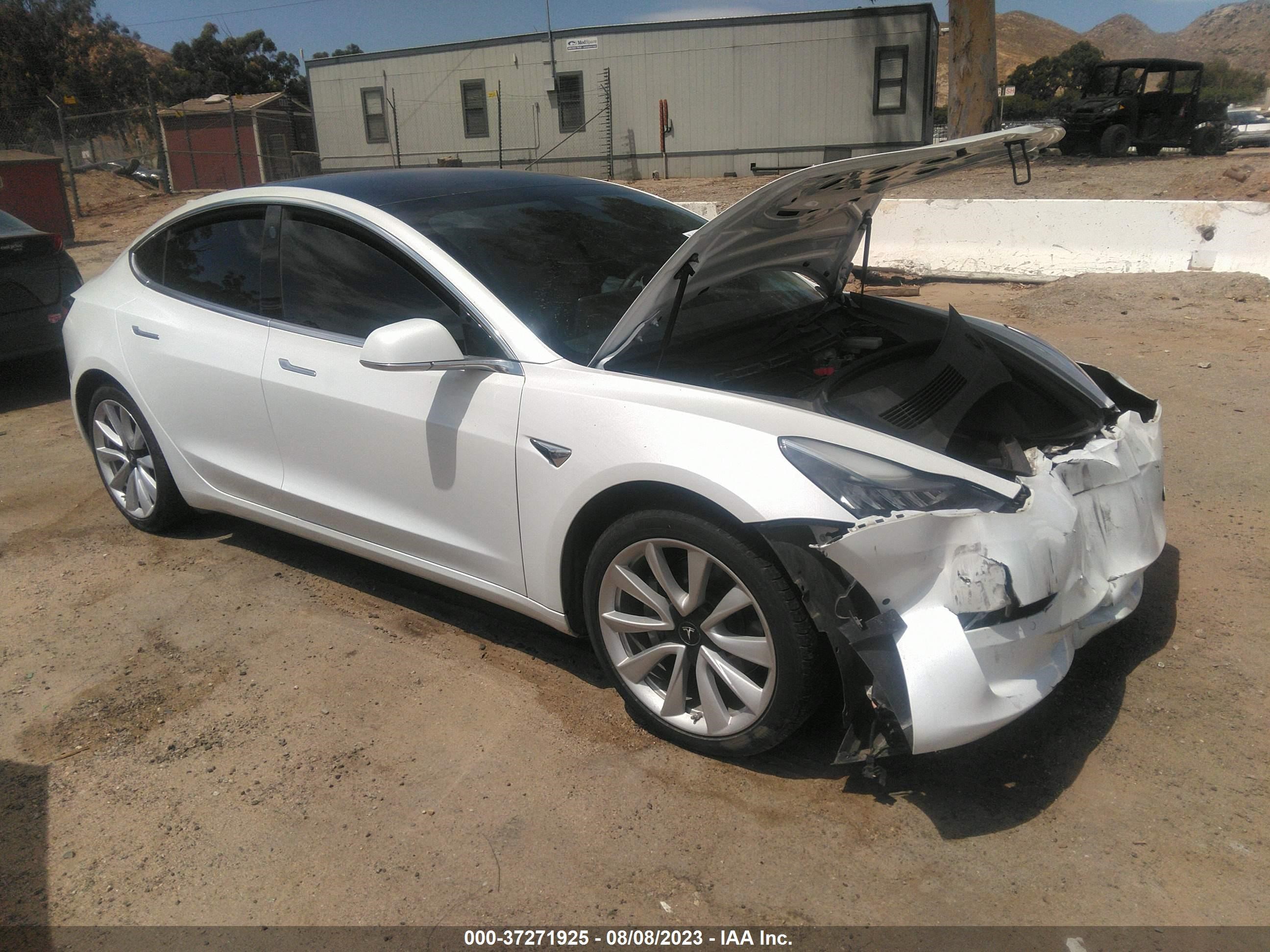 TESLA MODEL 3 2019 5yj3e1ea1kf472606