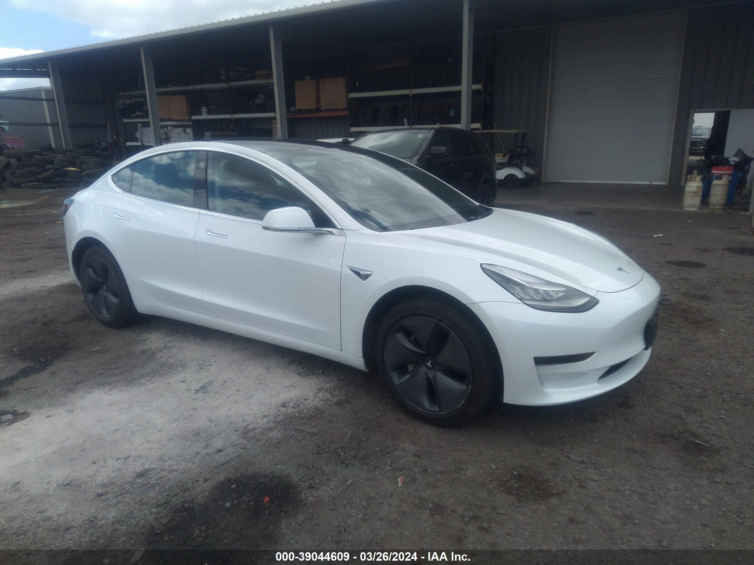 TESLA MODEL 3 2020 5yj3e1ea1lf597820