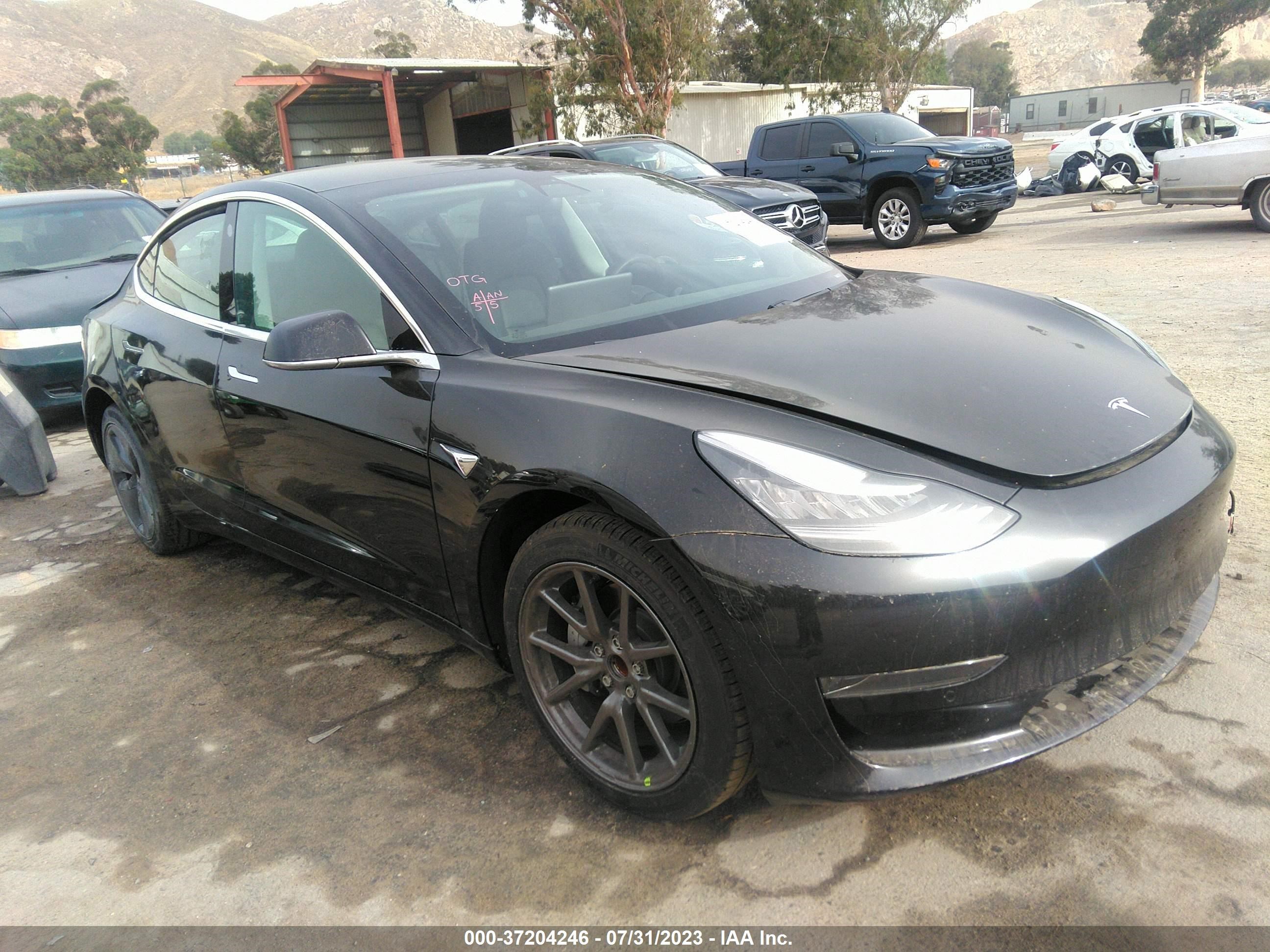 TESLA MODEL 3 2020 5yj3e1ea1lf798827