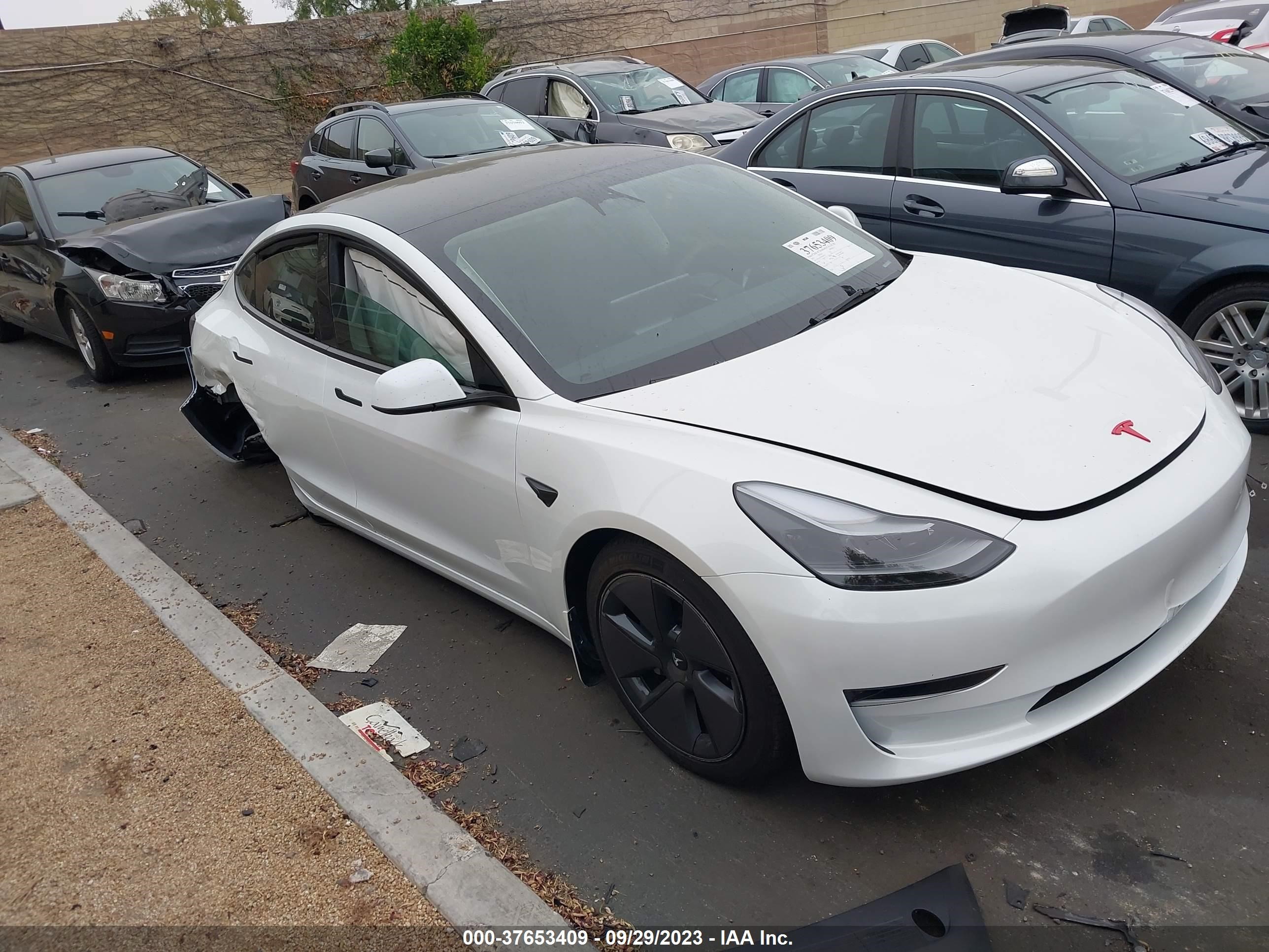 TESLA MODEL 3 2023 5yj3e1ea1pf608739