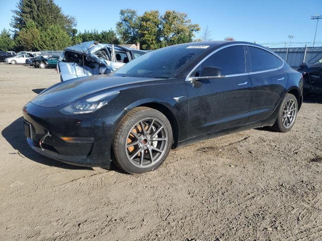 TESLA MODEL 3 2018 5yj3e1ea2jf018685