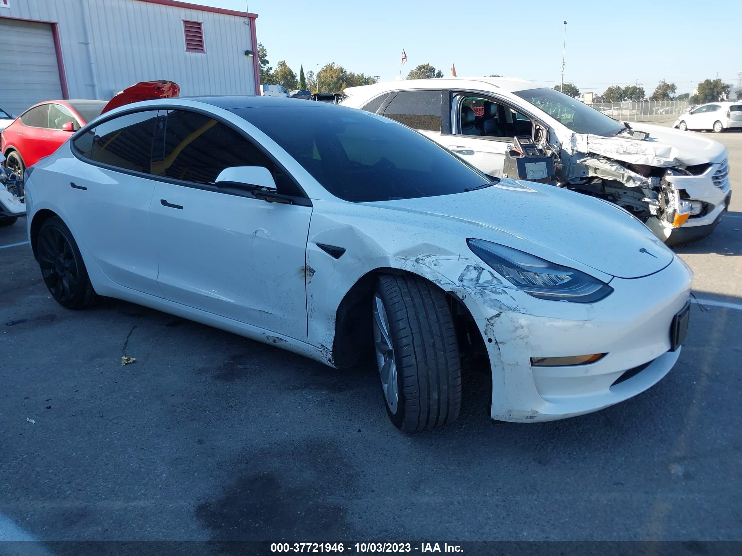 TESLA MODEL 3 2018 5yj3e1ea2jf049063