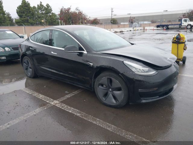 TESLA MODEL 3 2018 5yj3e1ea2jf152077