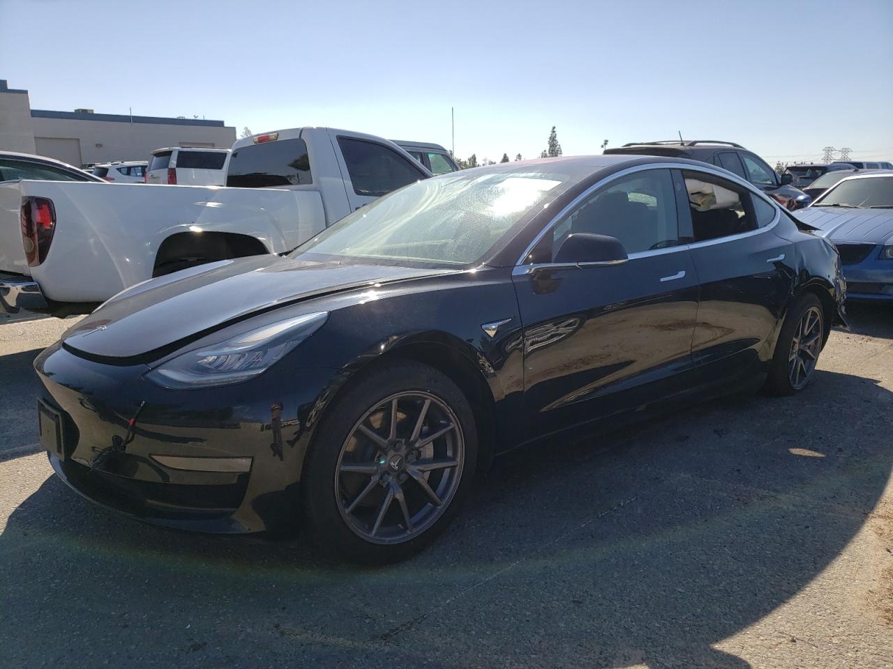 TESLA MODEL 3 2018 5yj3e1ea2jf172586