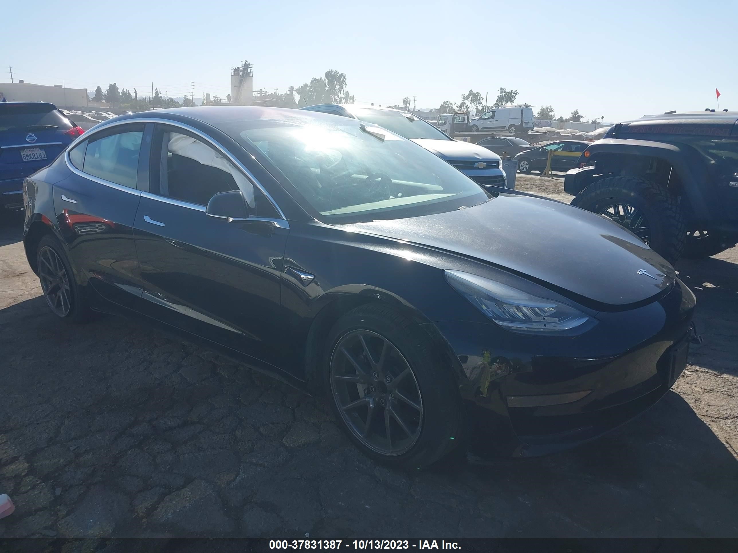 TESLA MODEL 3 2019 5yj3e1ea2kf399228