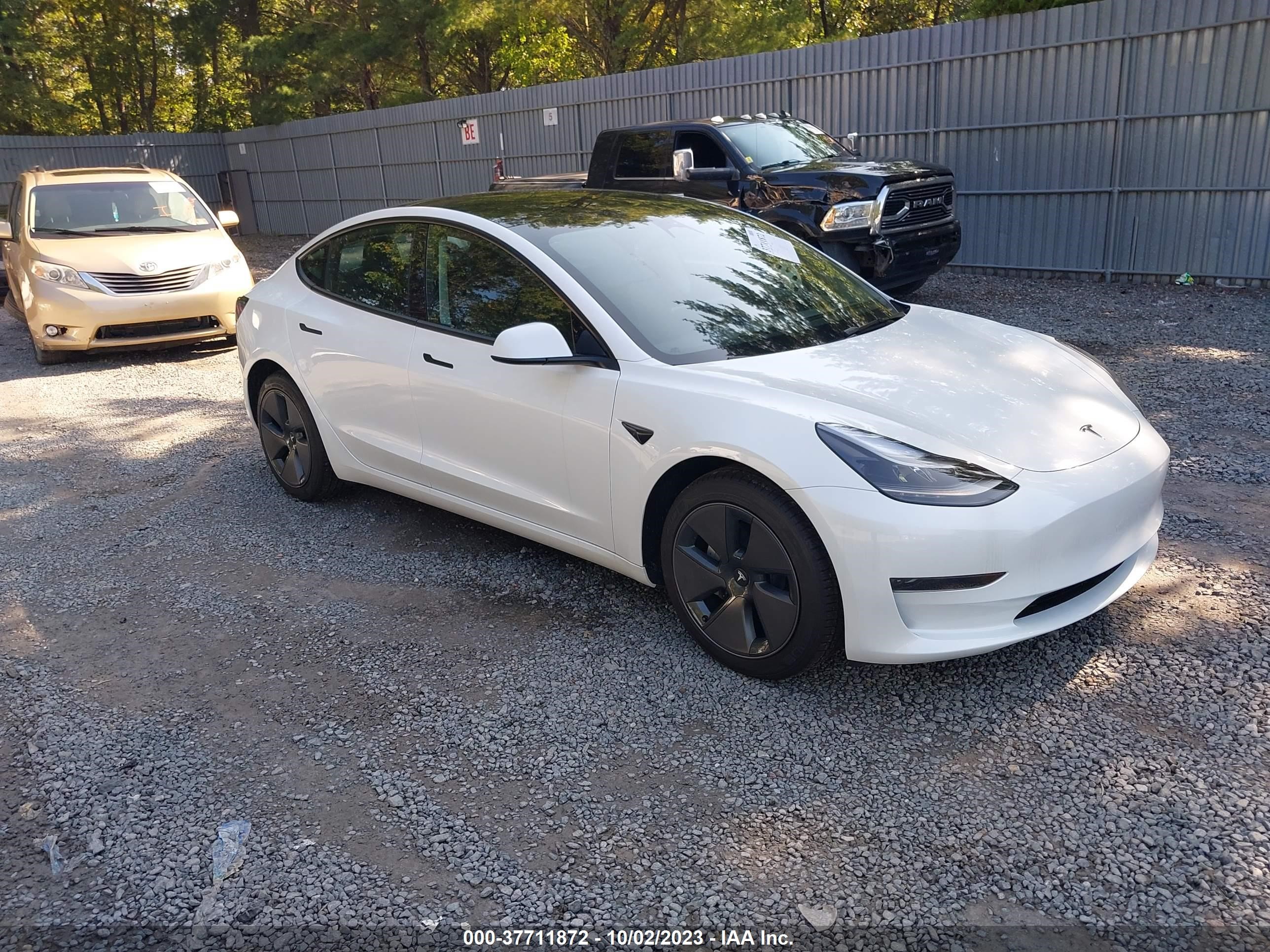 TESLA MODEL 3 2023 5yj3e1ea2pf603551