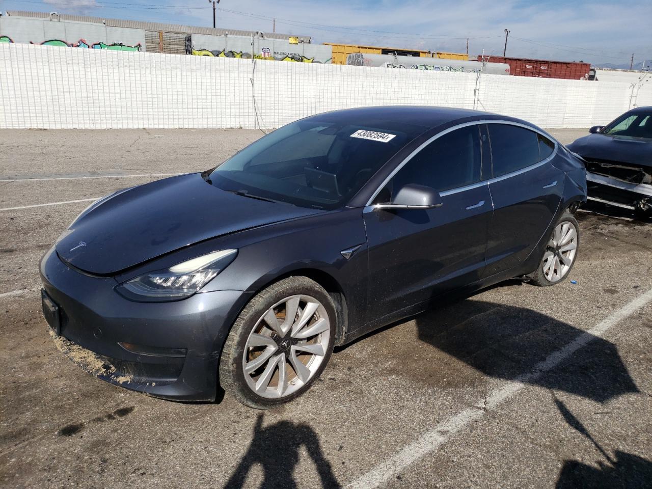 TESLA MODEL 3 2018 5yj3e1ea3jf060525