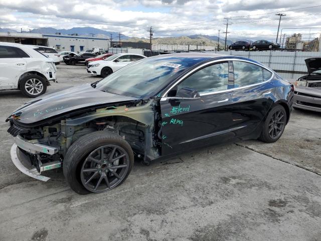 TESLA MODEL 3 2018 5yj3e1ea3jf071007