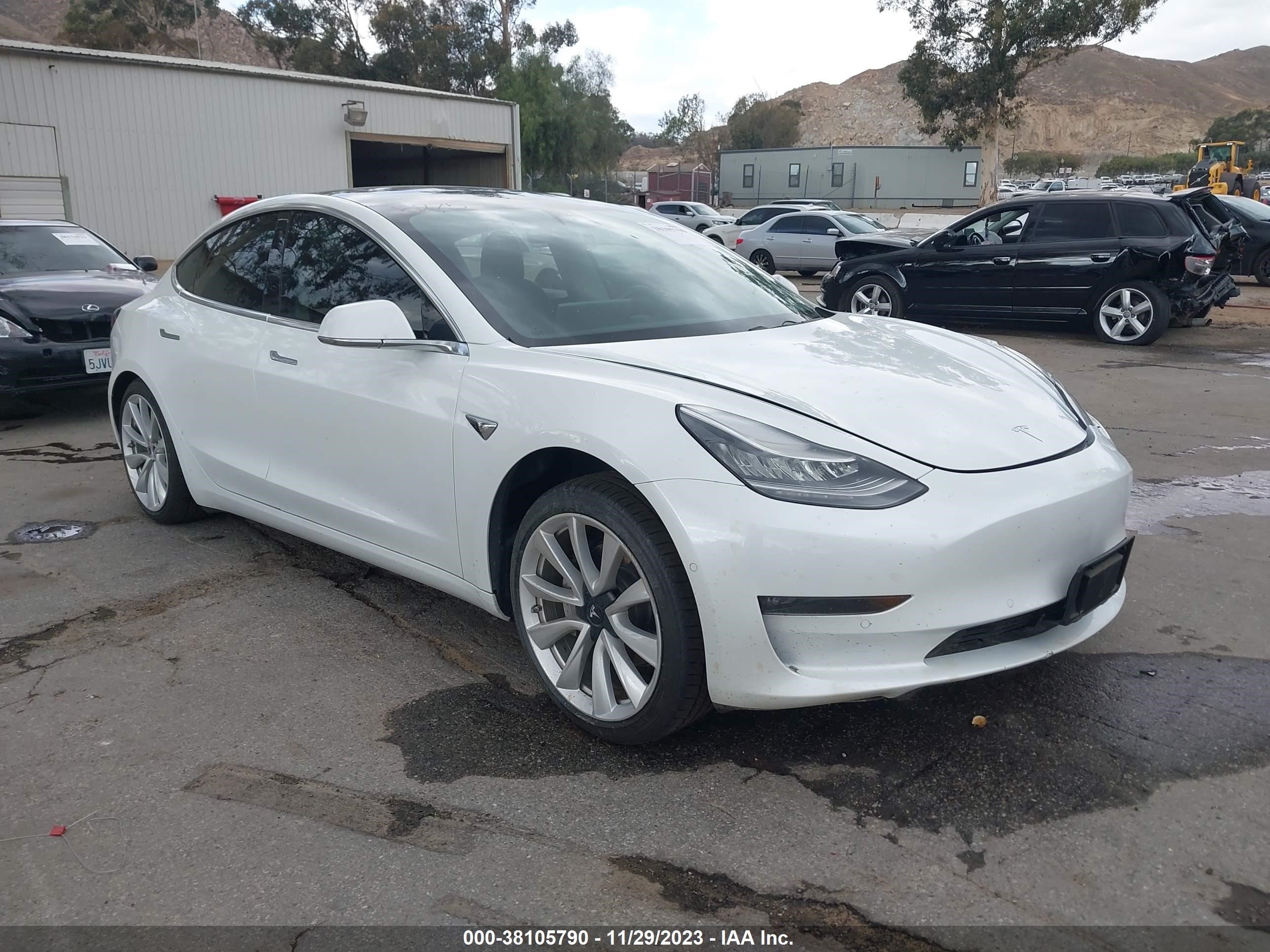 TESLA MODEL 3 2019 5yj3e1ea3kf317796