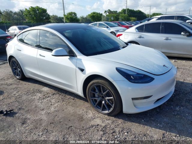 TESLA MODEL 3 2022 5yj3e1ea3nf193677