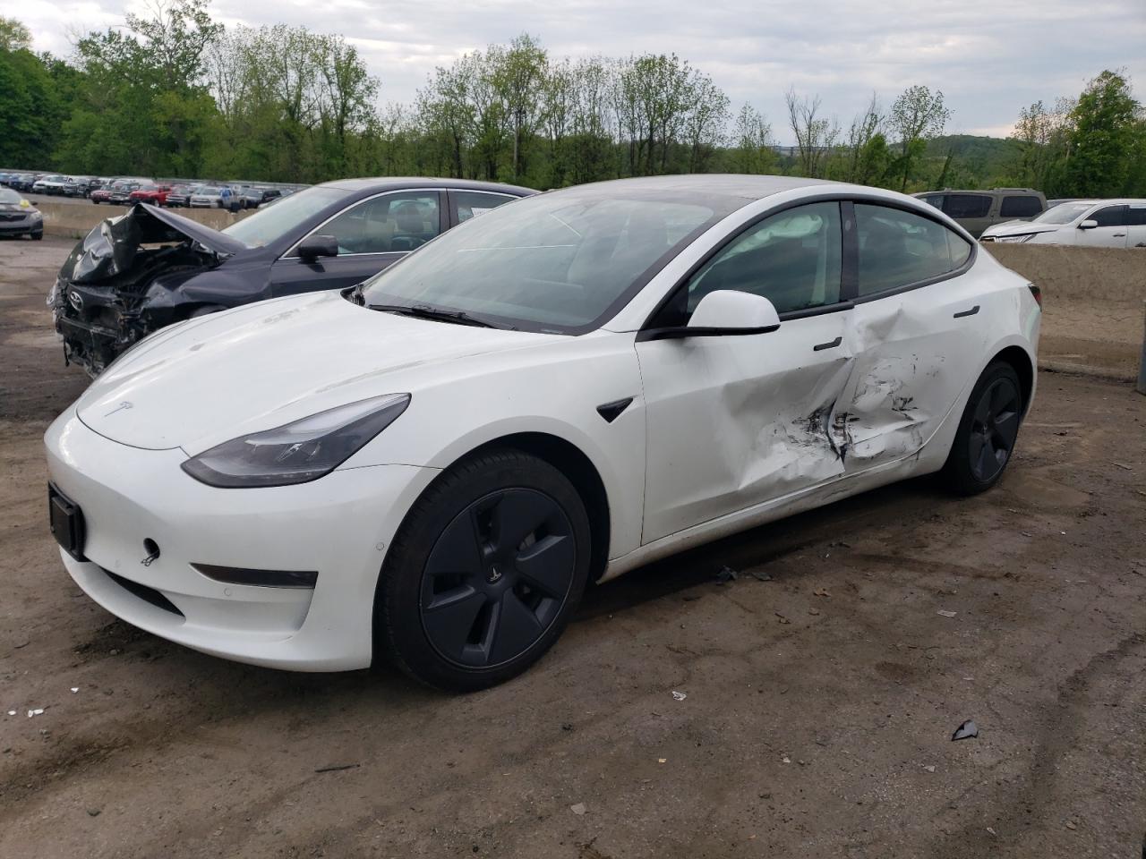 TESLA MODEL 3 2022 5yj3e1ea3nf315681