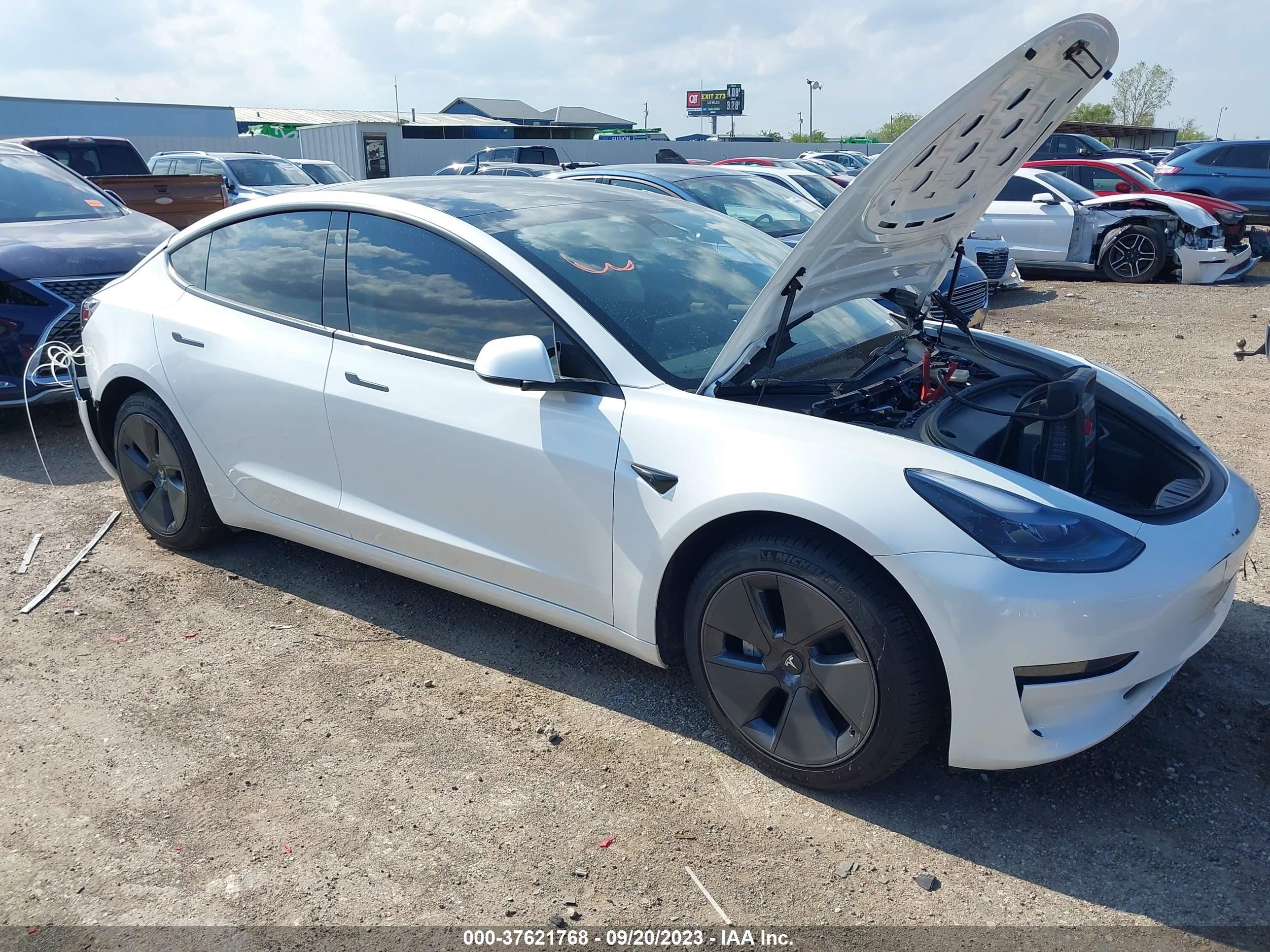 TESLA MODEL 3 2023 5yj3e1ea3pf486157