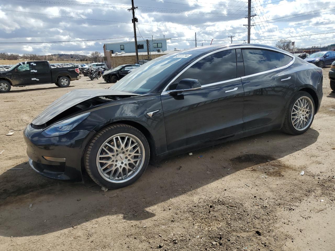 TESLA MODEL 3 2018 5yj3e1ea4jf152176