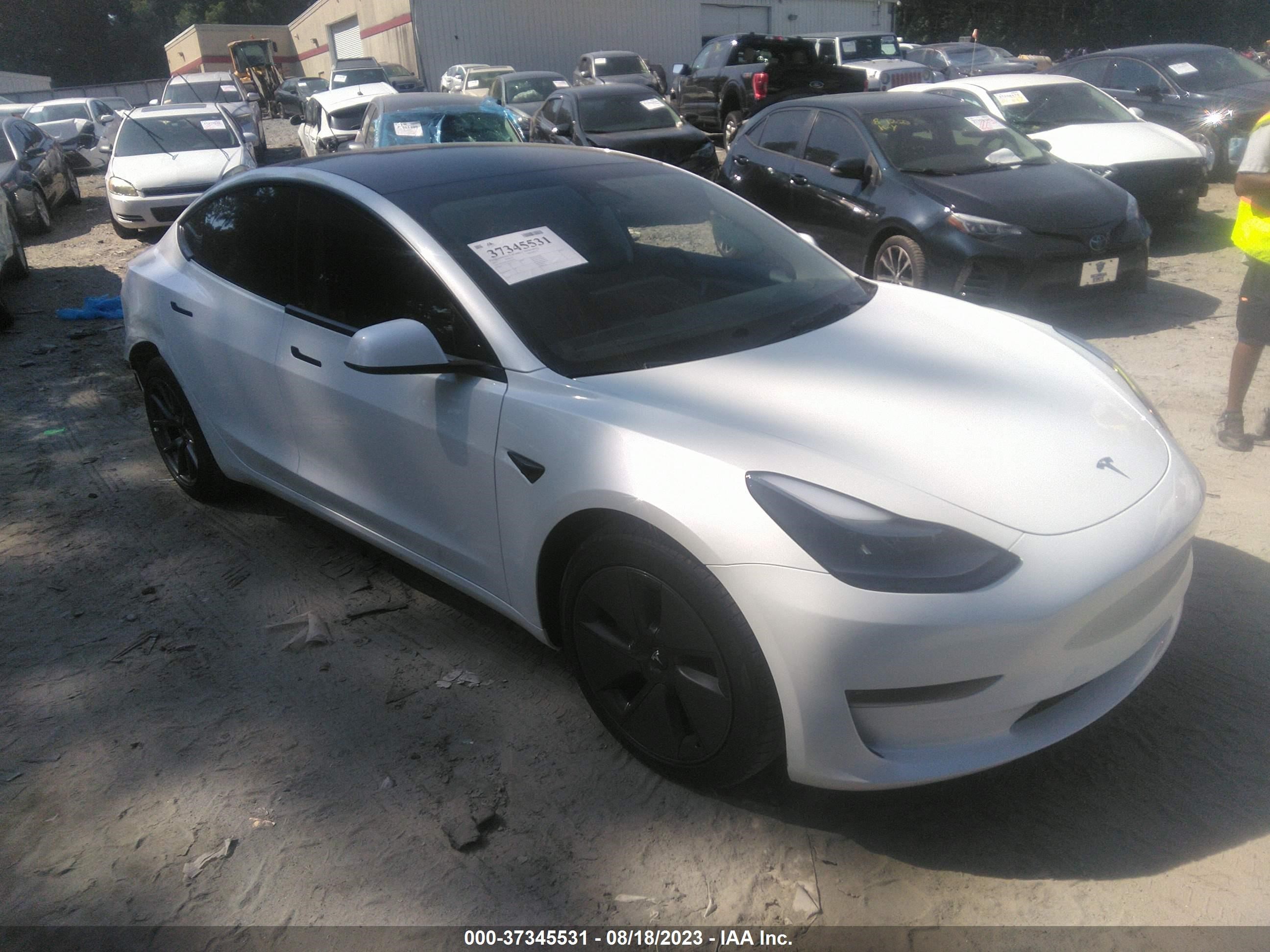 TESLA MODEL 3 2023 5yj3e1ea4pf493523