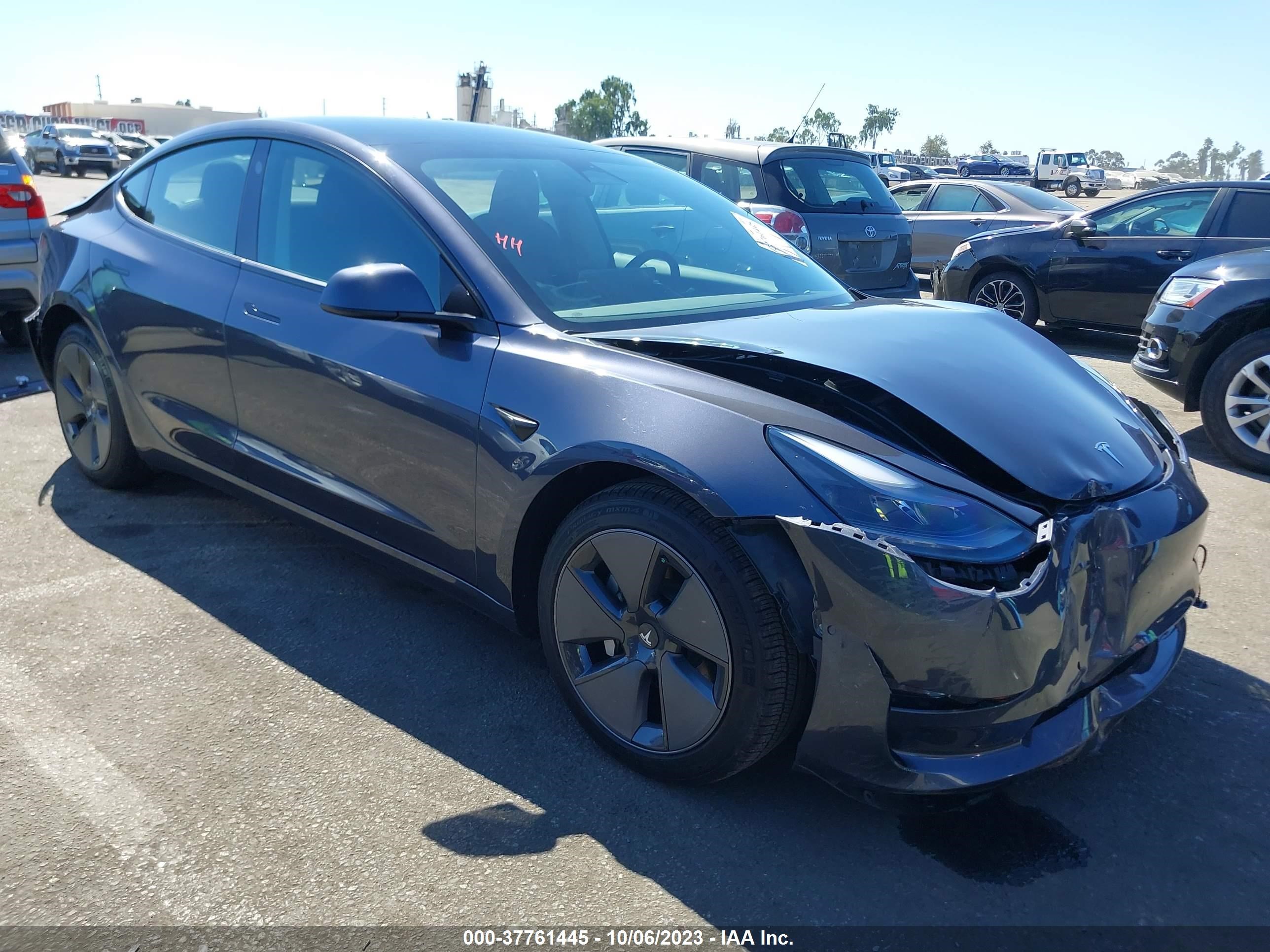 TESLA MODEL 3 2023 5yj3e1ea4pf502690