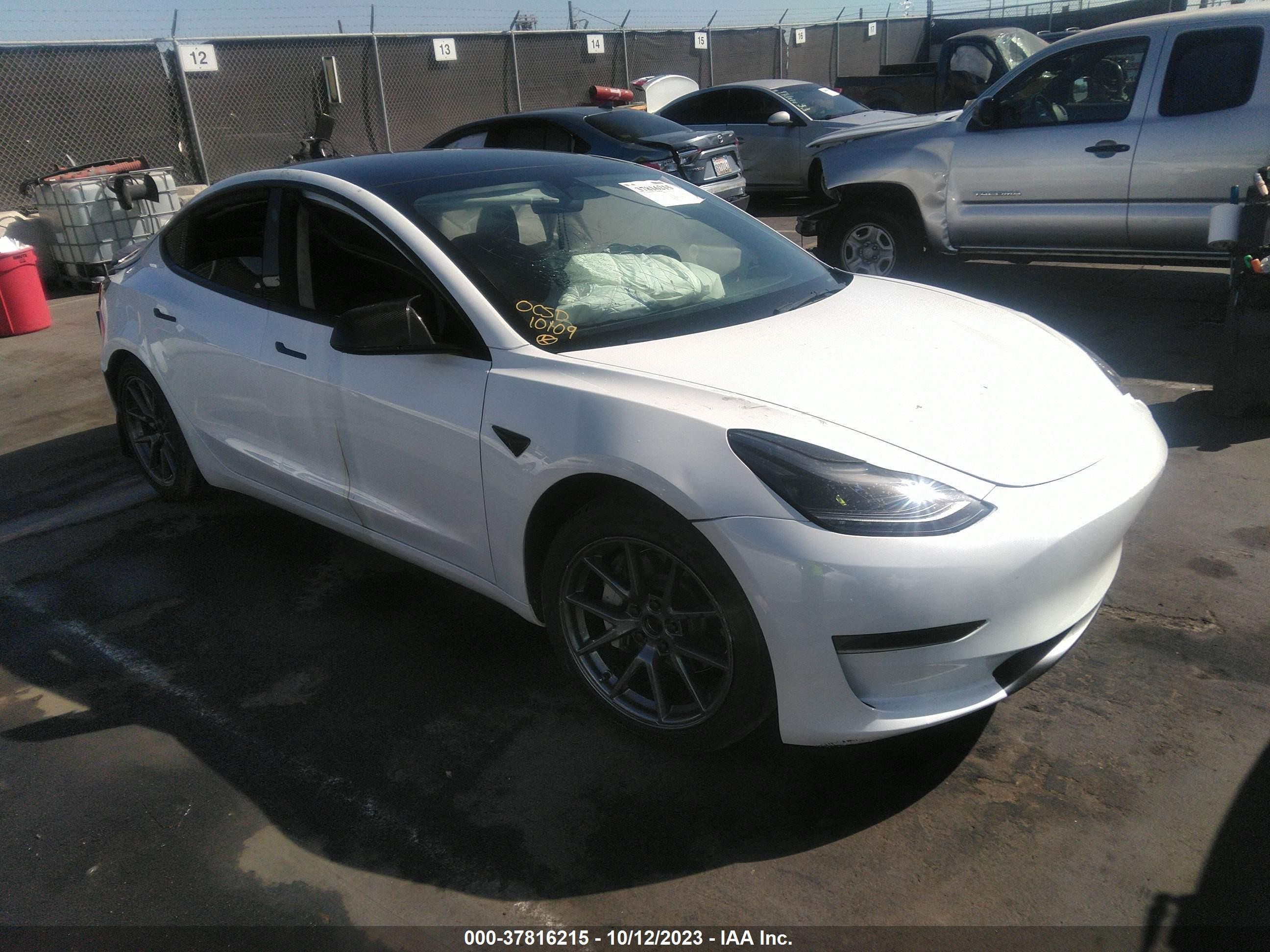 TESLA MODEL 3 2023 5yj3e1ea4pf504116