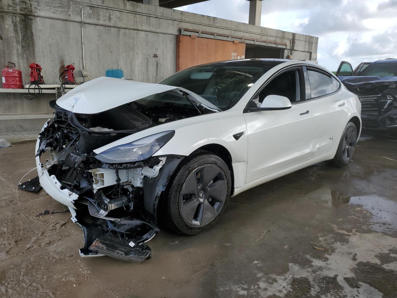 TESLA MODEL 3 2023 5yj3e1ea4pf548553