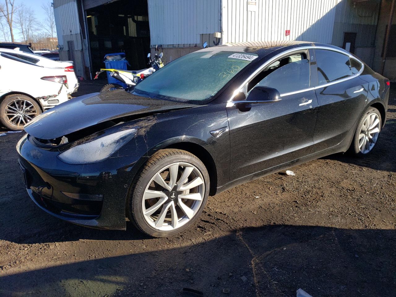 TESLA MODEL 3 2018 5yj3e1ea5jf049090