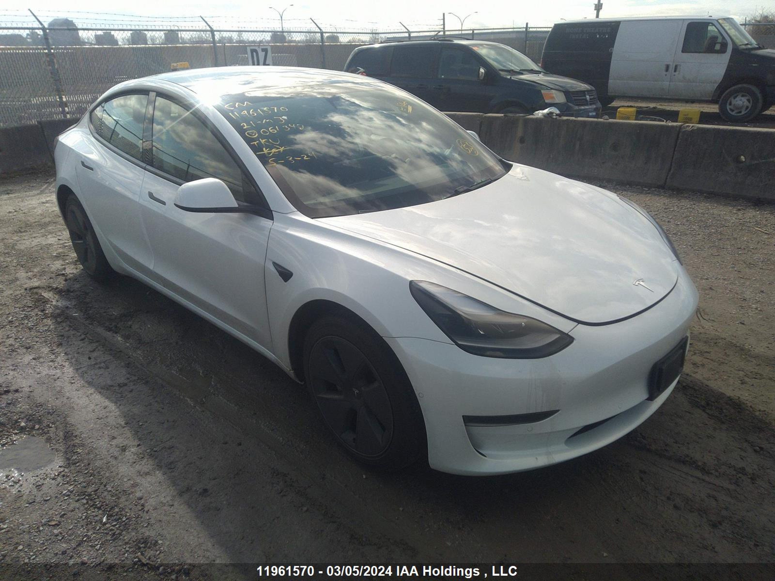 TESLA MODEL 3 2021 5yj3e1ea5mf061342